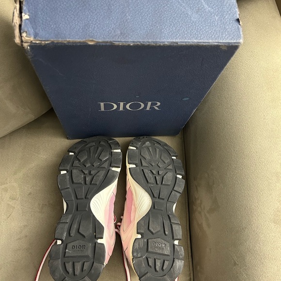 DIOR women’s sneakers, size 42, pre-owned - great condition. - Picture 4 of 4